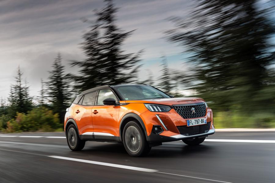  Peugeot 2008 GT 2019 года  (WW) (фото 42 из 45)
